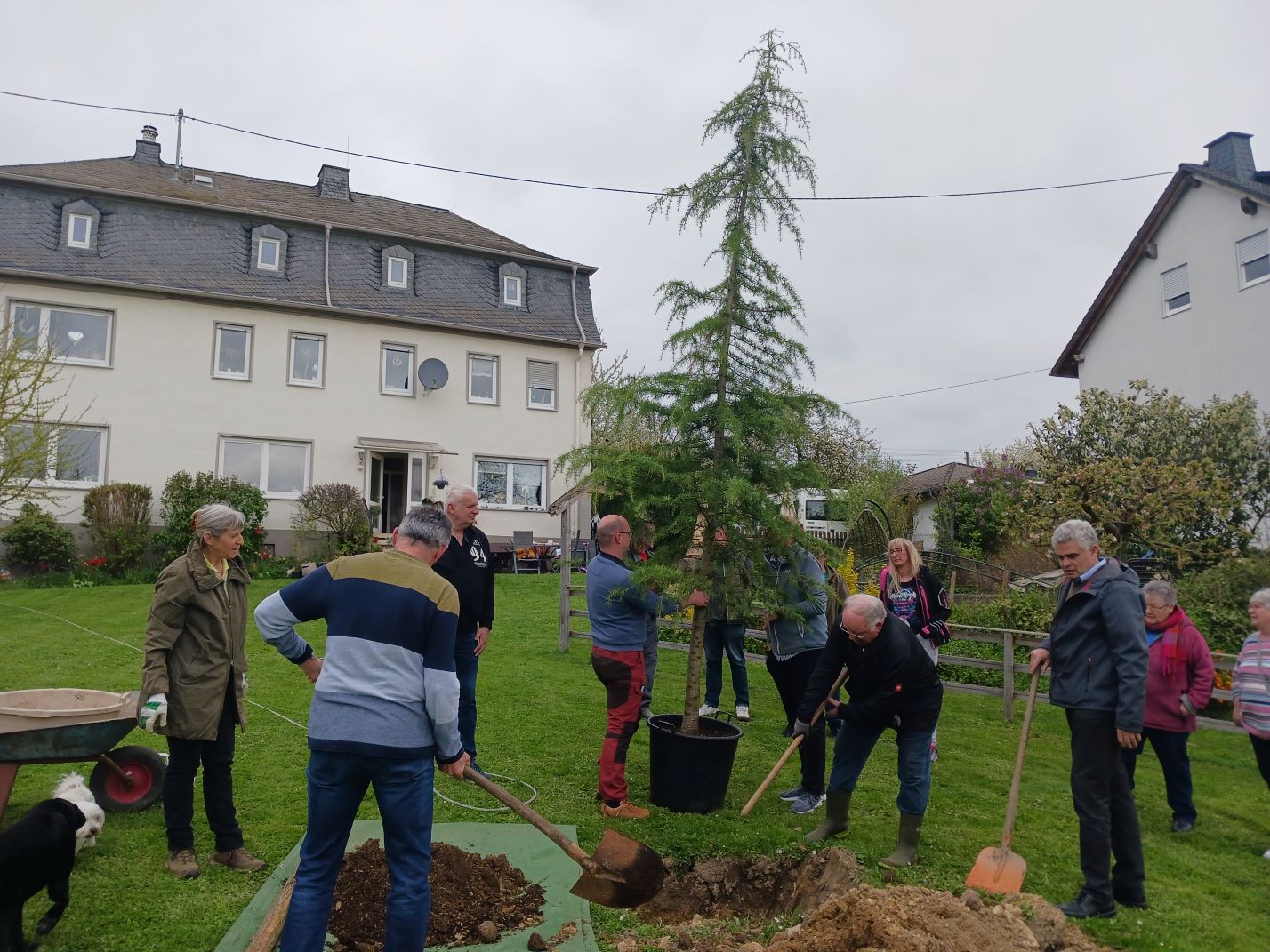 01 Baumaktion 1 Foto Wagner