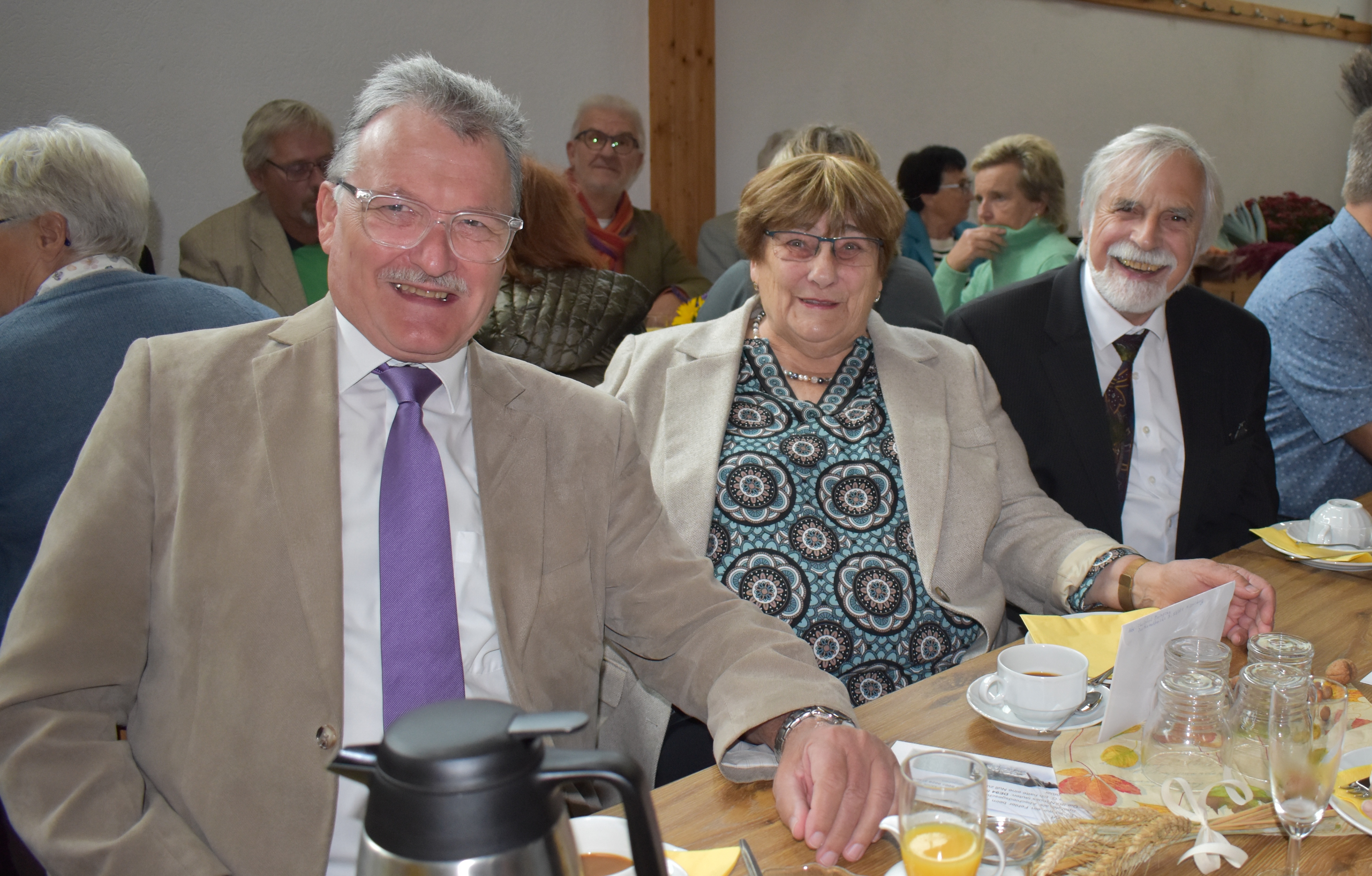 AbMoos061024 WeggefaehrtenRVRether becrima 