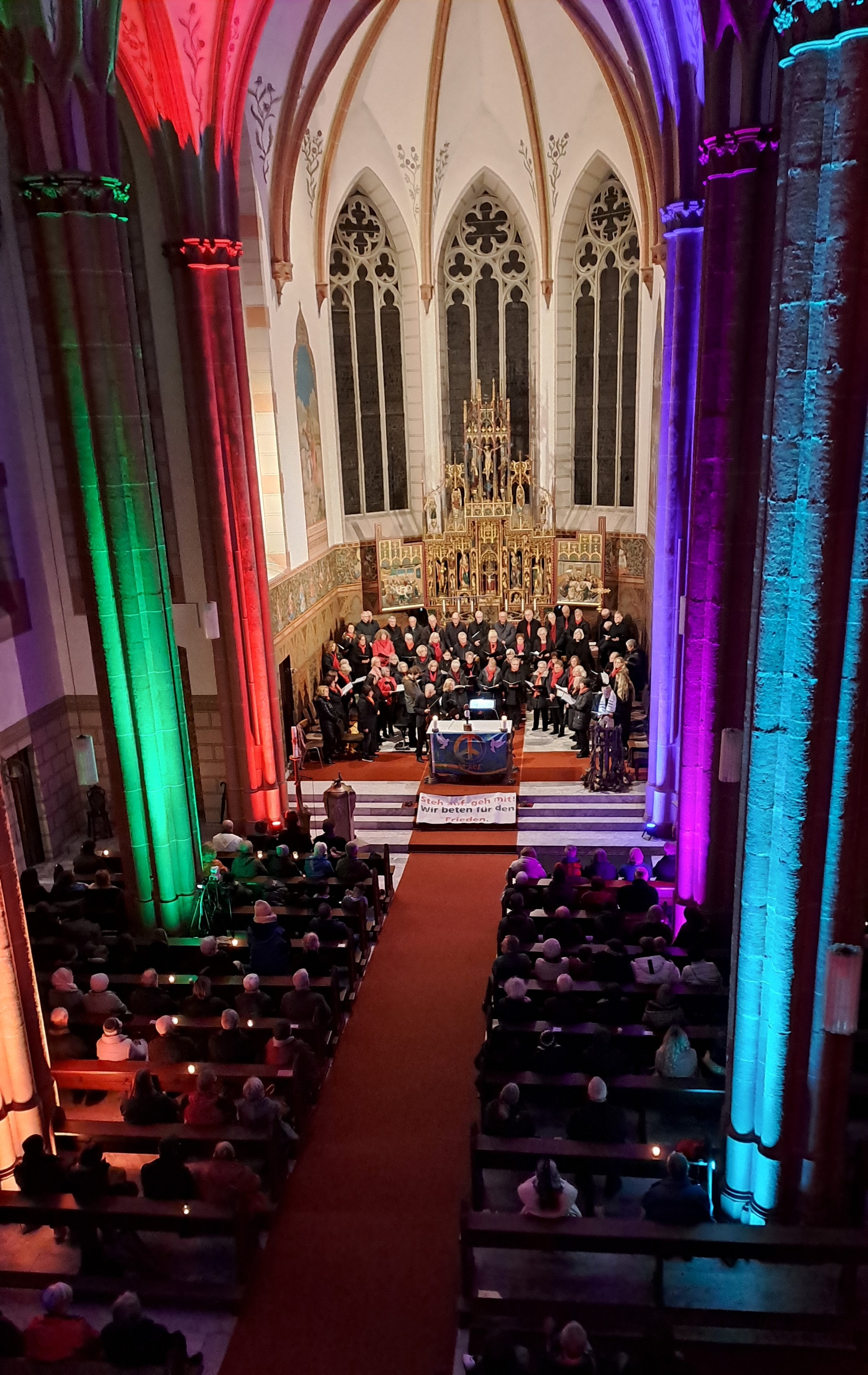 FGBE2024 KirchenschiffHoch becrima 