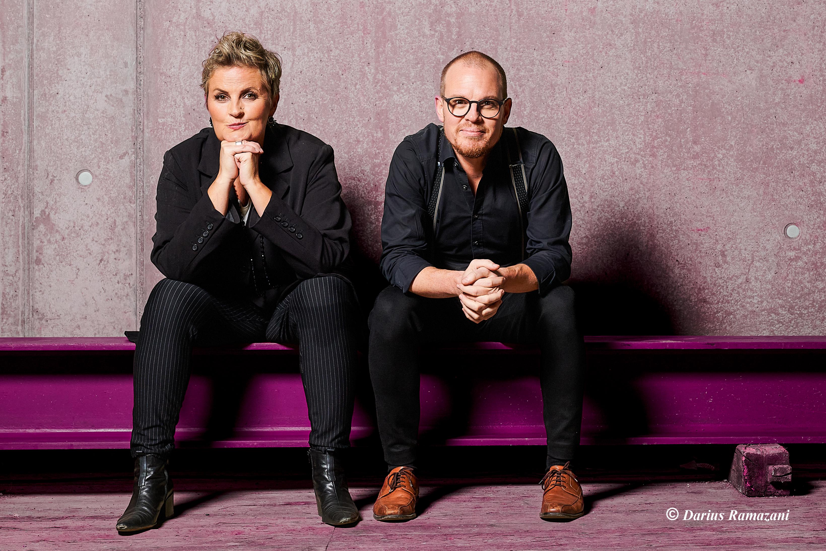 Foto2Fluegel Darius Ramazani