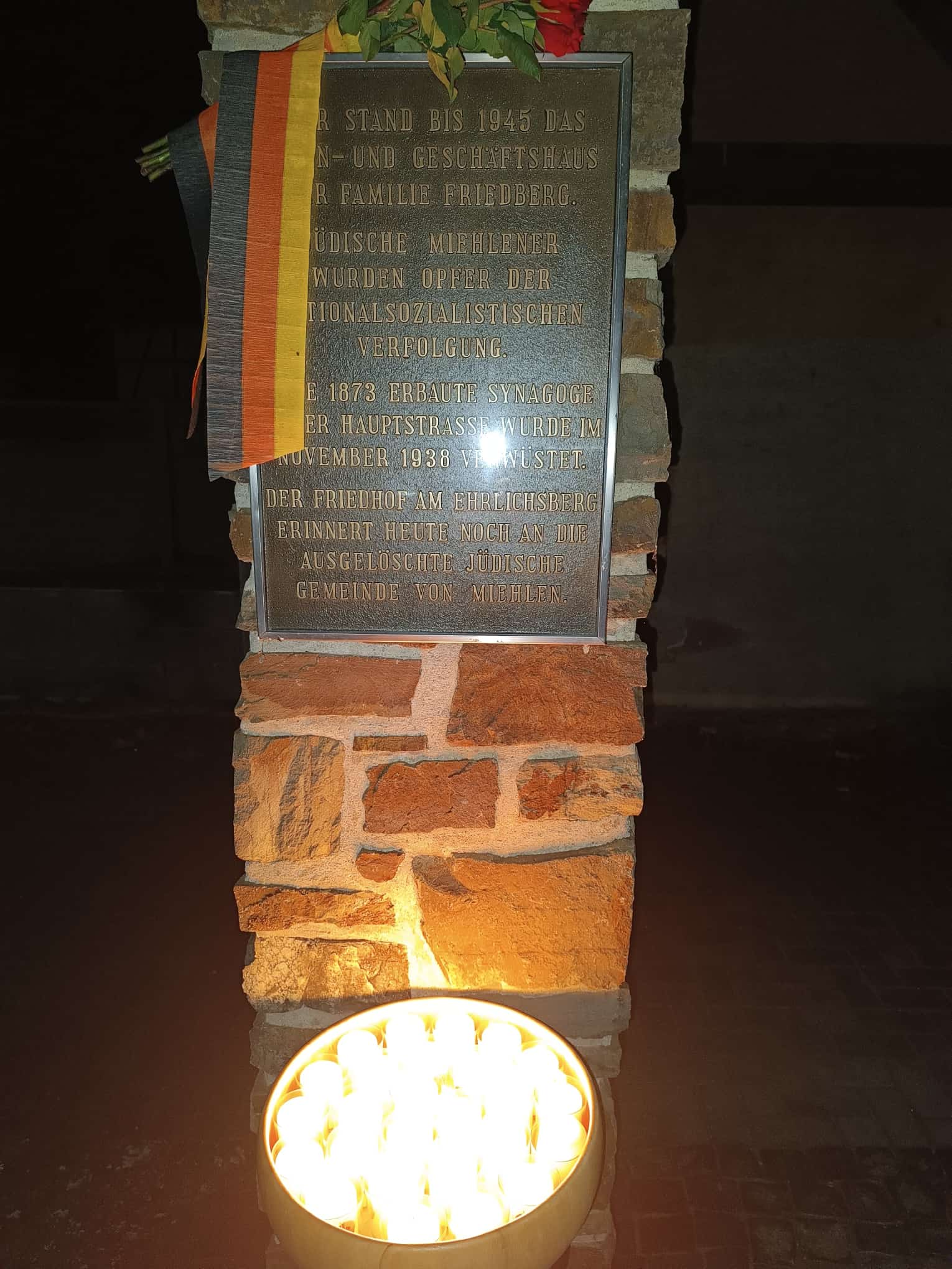 MahnwacheMiehlen25 Tafel Foto Bindczeck