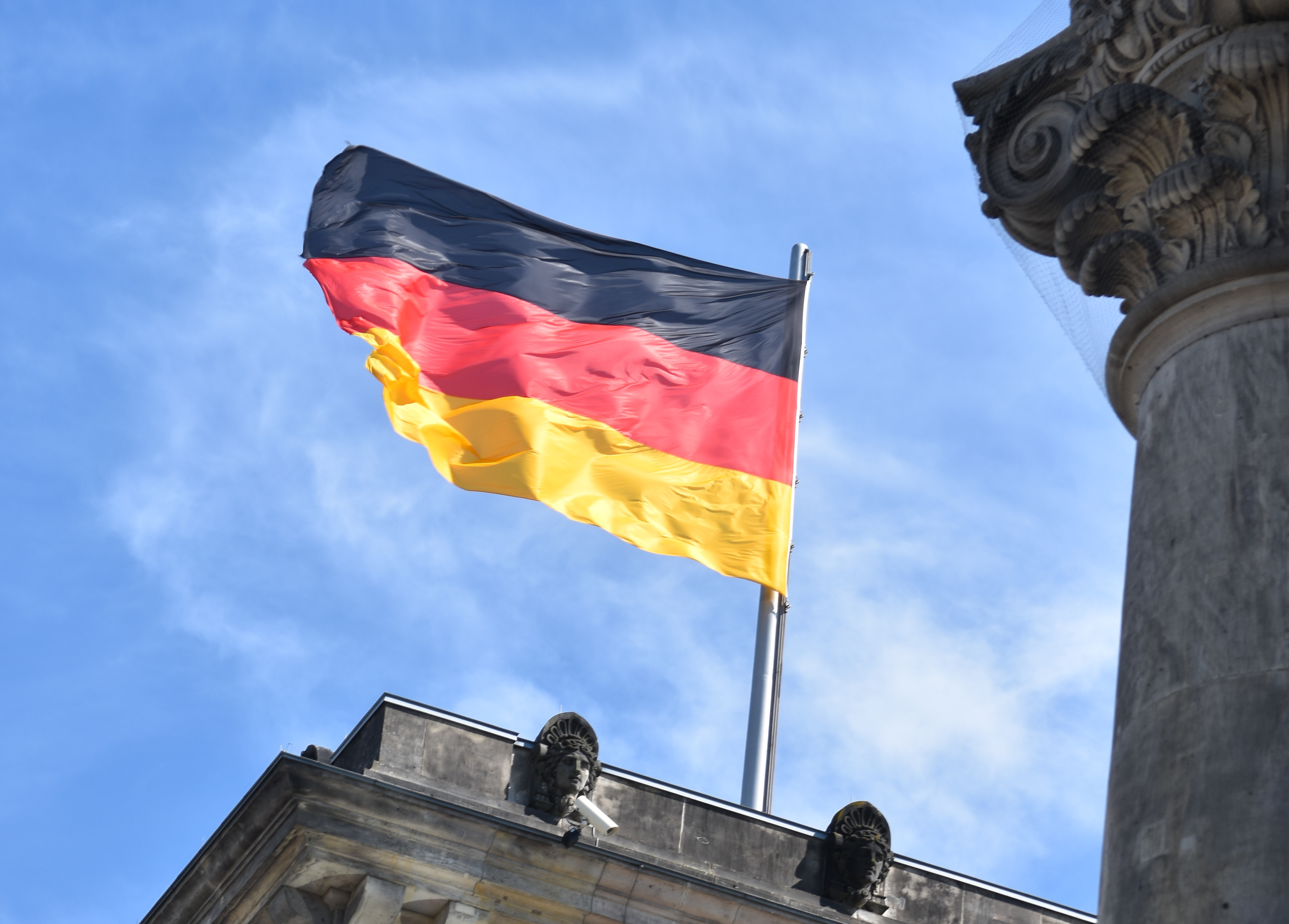 Berlin ReichstagFlagge becrima 