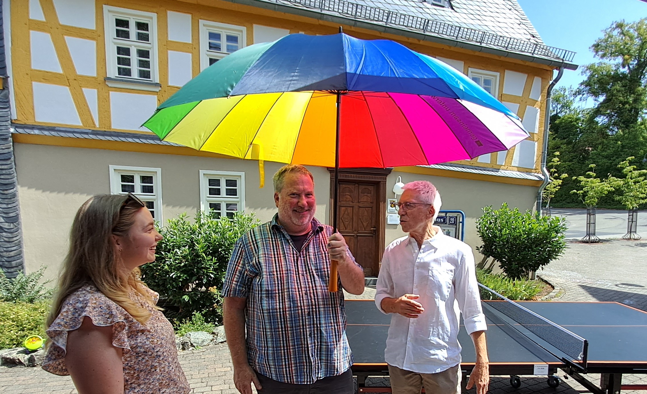 30JHH090826 GrussDekanat becrima 